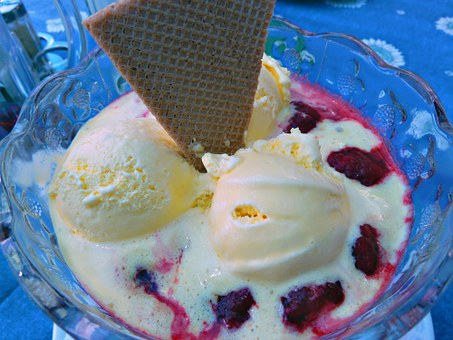 ice-cream-50395__340
